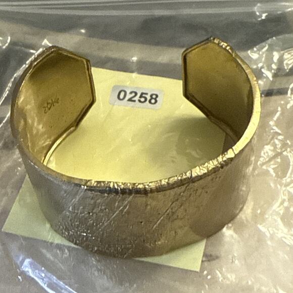 Silpada KR Collection Cuff Bracelet Gold Tone Statement Runway - Picture 10 of 10